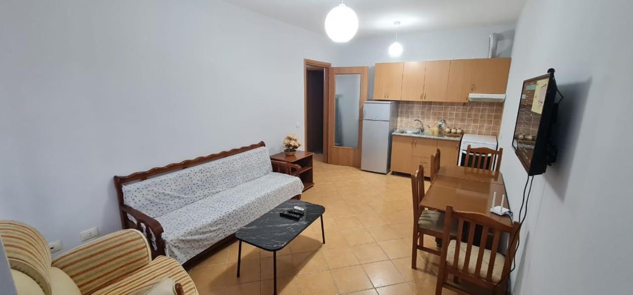 Miami Beach Apartments Голем Экстерьер фото