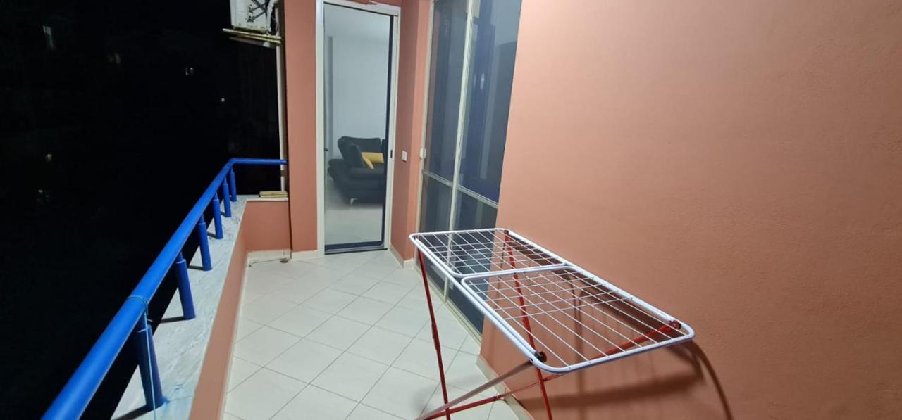 Miami Beach Apartments Голем Экстерьер фото